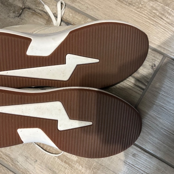 Wolf & Shepherd Sneaker/Shoe - Marathon Bolt - Picture 3 of 5